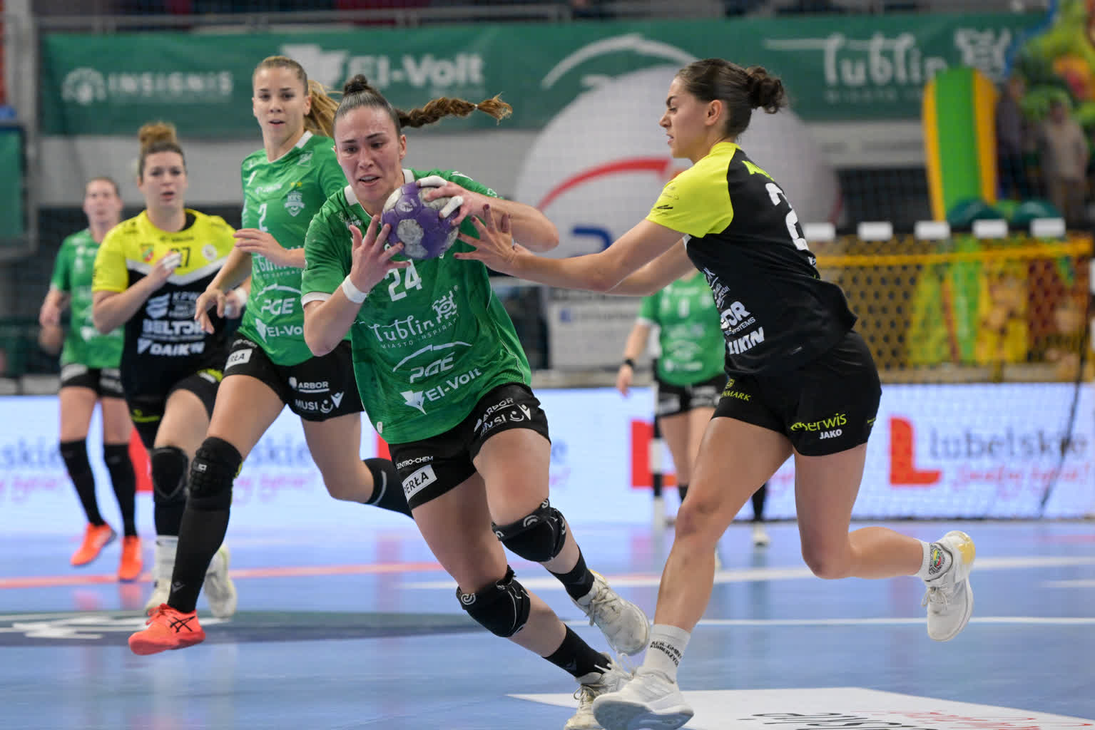 „Jeden z lepszych meczów”. Lubelskie piłkarki manualne pokonały rywalki z Kobierzyc