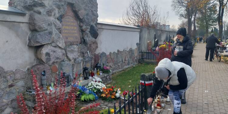 EAttachments905088555f2c6e6fb4254083bacb17a41901d6b