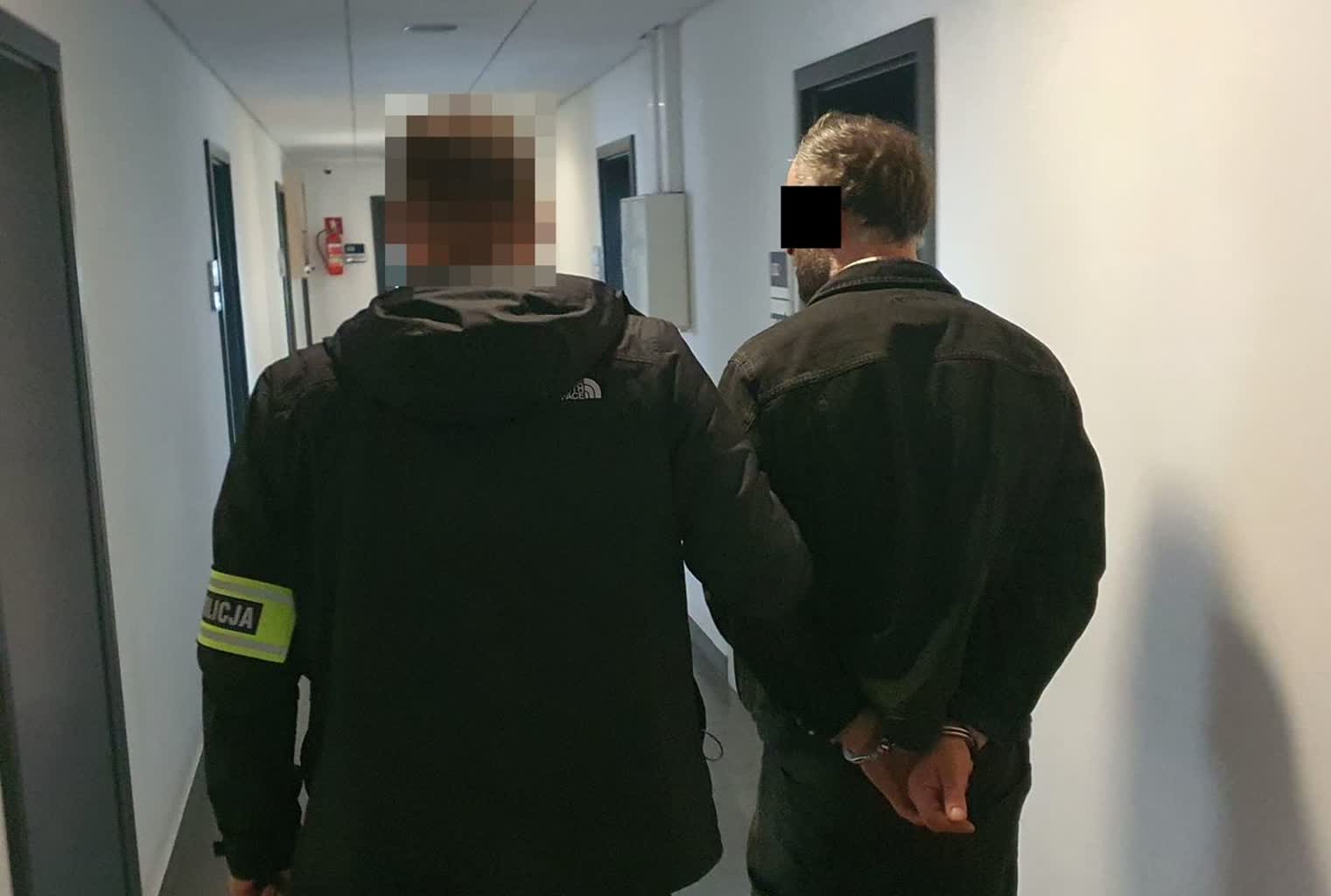 Dwaj cudzoziemcy zatrzymani. Odpowiedzą za włamanie