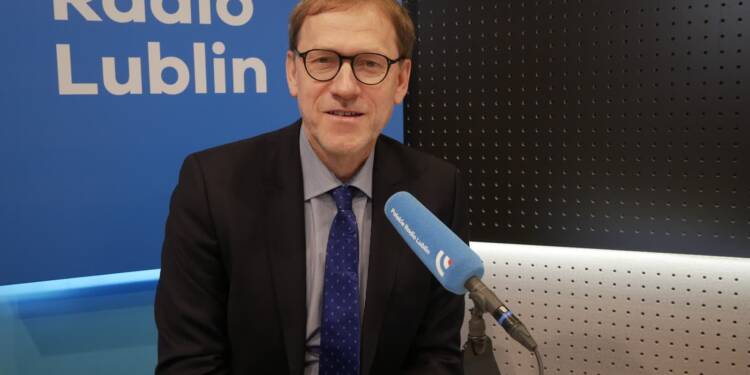 EAttachments90519618b504462b425df79f41a6c3a1e6ea51e xl