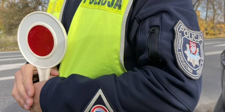 Policja: świąteczne dni bezpieczne na drogach regionu 1 EAttachments905304030d949f52700f335103b5d4d725df91c xl