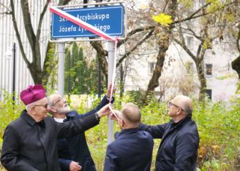 EAttachments905343963c85d8fea3a65f4a0888e30607c53a7 xl