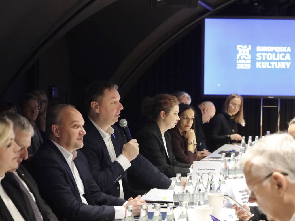 EAttachments9055365cbf76ce020e18b7db081a12179c171c4 xl 1