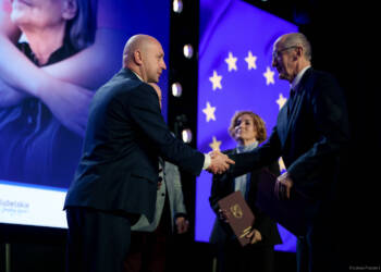 EAttachments90622151e61906cb8854195d1e99ca3ab82396f xl