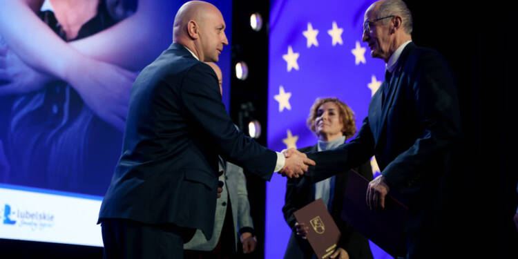 EAttachments90622151e61906cb8854195d1e99ca3ab82396f xl