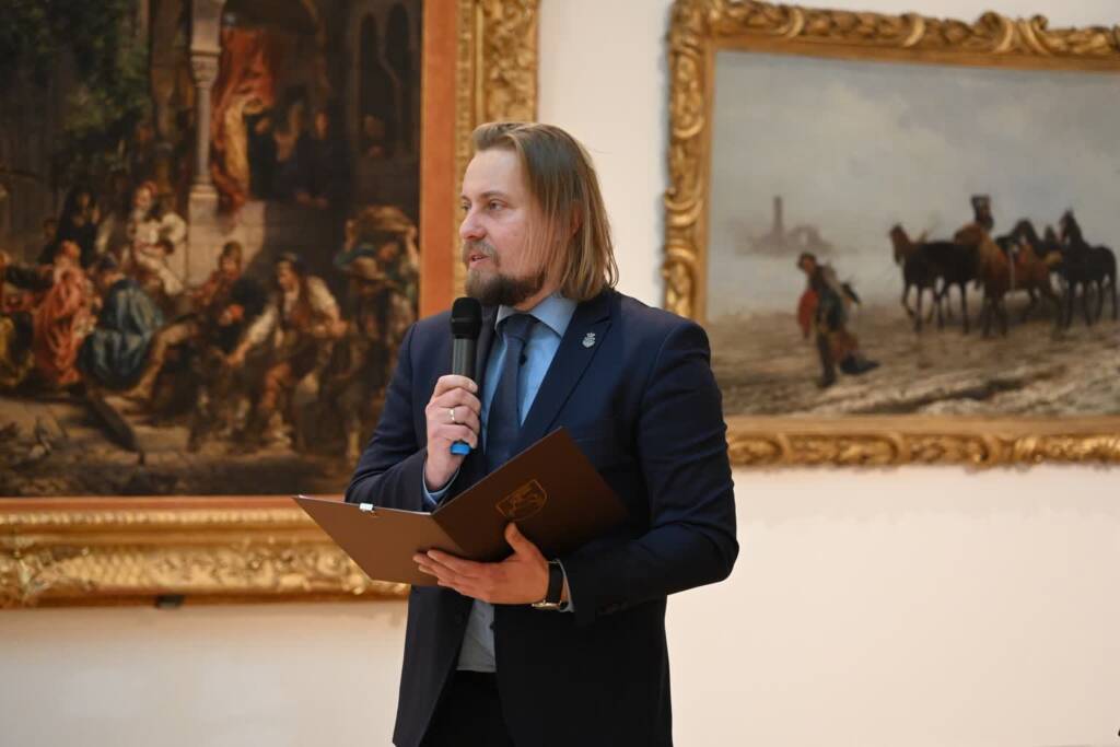 EAttachments9062905a5f8e1424d21648fd70ae23310c791b6 xl