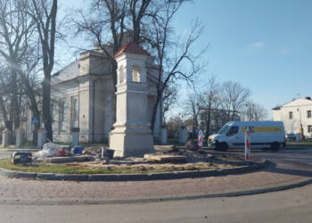 Zabytkowa kapliczka zmieniła lokalizację. Teraz czeka ją renowacja 9 EAttachments9063301c2b69b8f0556237d0e51753dc06ccd09 xl