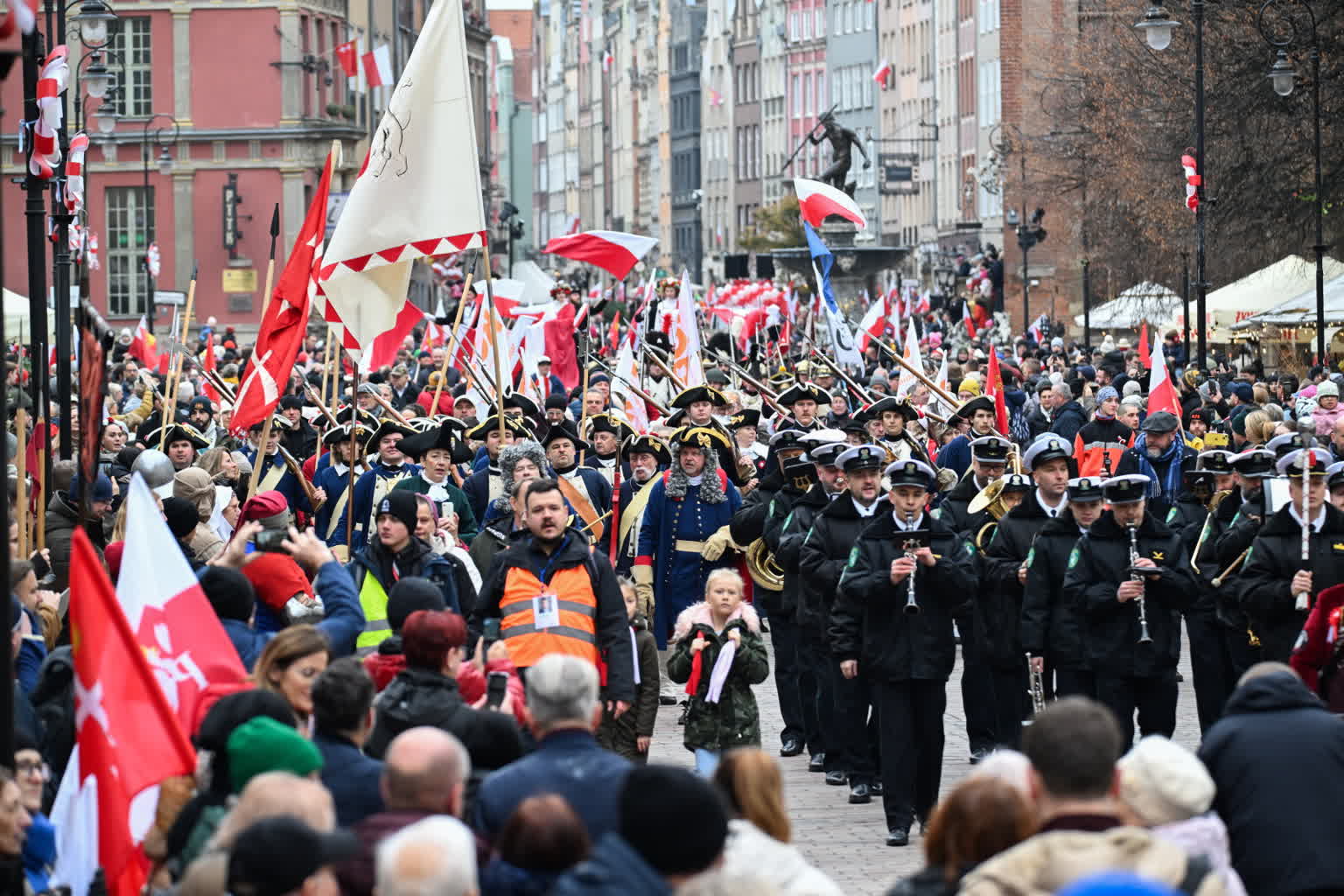 Donald Tusk: 11 listopada to cud zjednoczenia [ZDJĘCIA]
