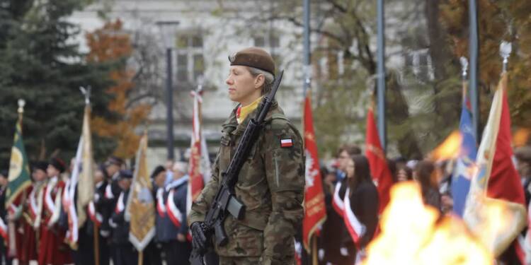 Obchody Narodowego Święta Niepodległości w Lublinie - uroczystości na placu Litewskim 1 EAttachments9068972abaf74464a405445064932b1ef364726 xl