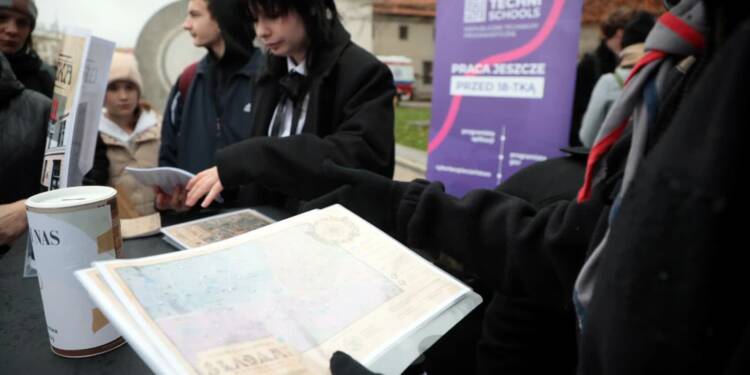 Gra miejska "Śladami Niepodległej" 1 EAttachments9069003fad3f920cddc261c80a7f2c2ffd9e34c xl