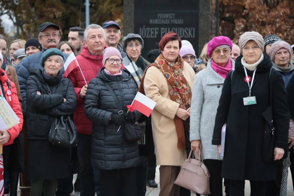 EAttachments906904853d1500802e8c085c1f2e21df80595a6 xl