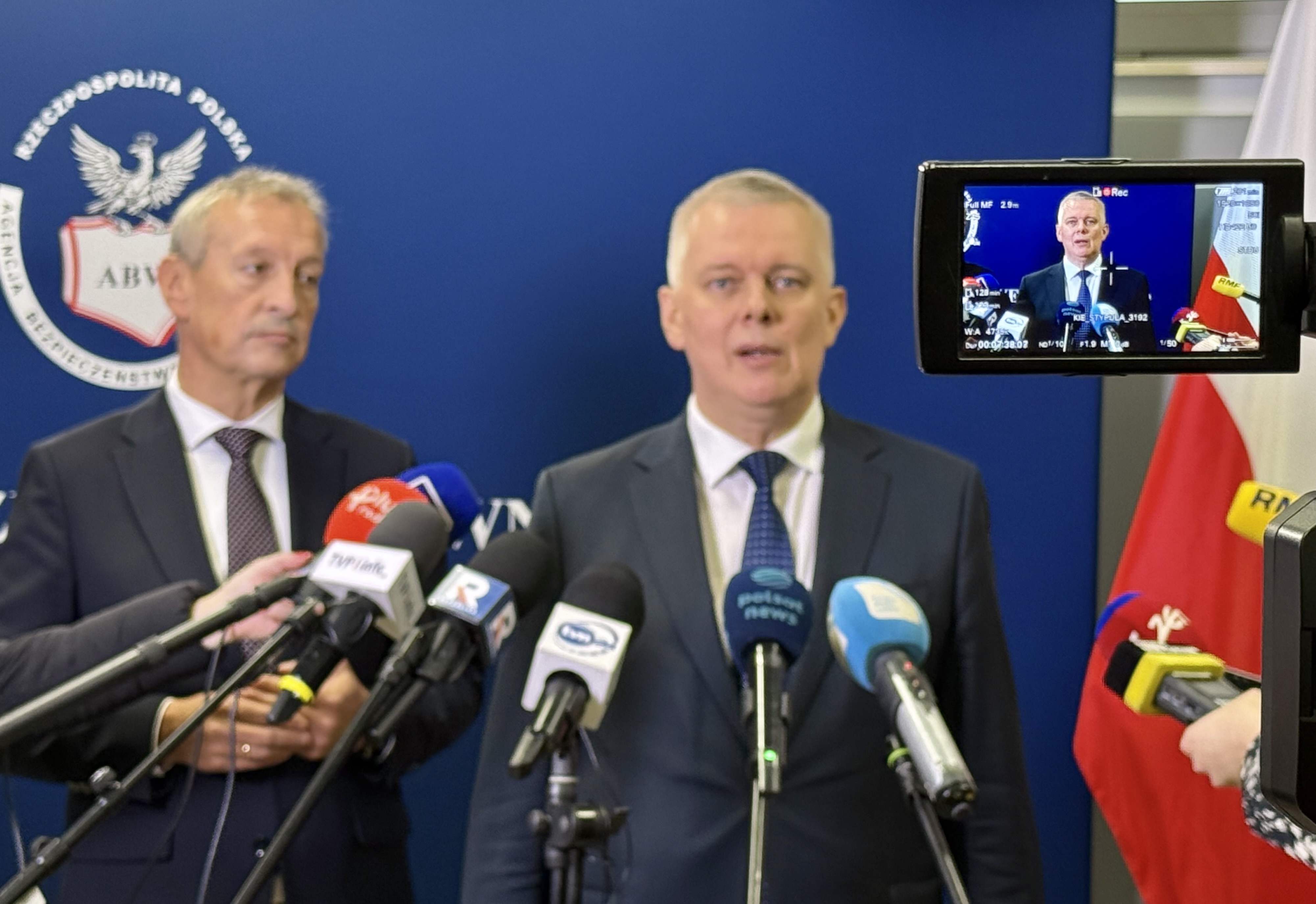 Lublin: Tomasz Siemoniak nagrodził funkcjonariuszy ABW