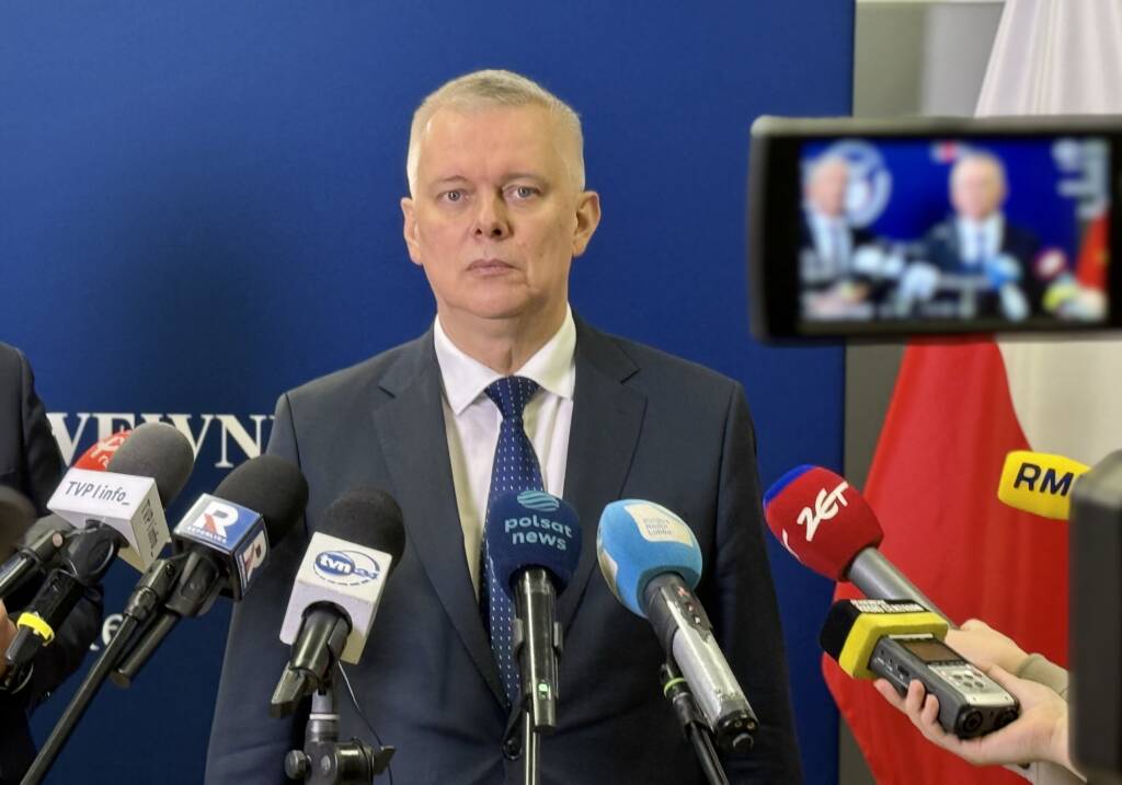 EAttachments907225350c164b1709915a34e490f8c44db2ee4