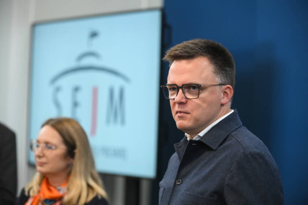 Szymon Hołownia podpisał rezygnację z funkcji marszałka Sejmu 1 EAttachments907253583f04ea915e180f16383f4e53d07ebf4 xl