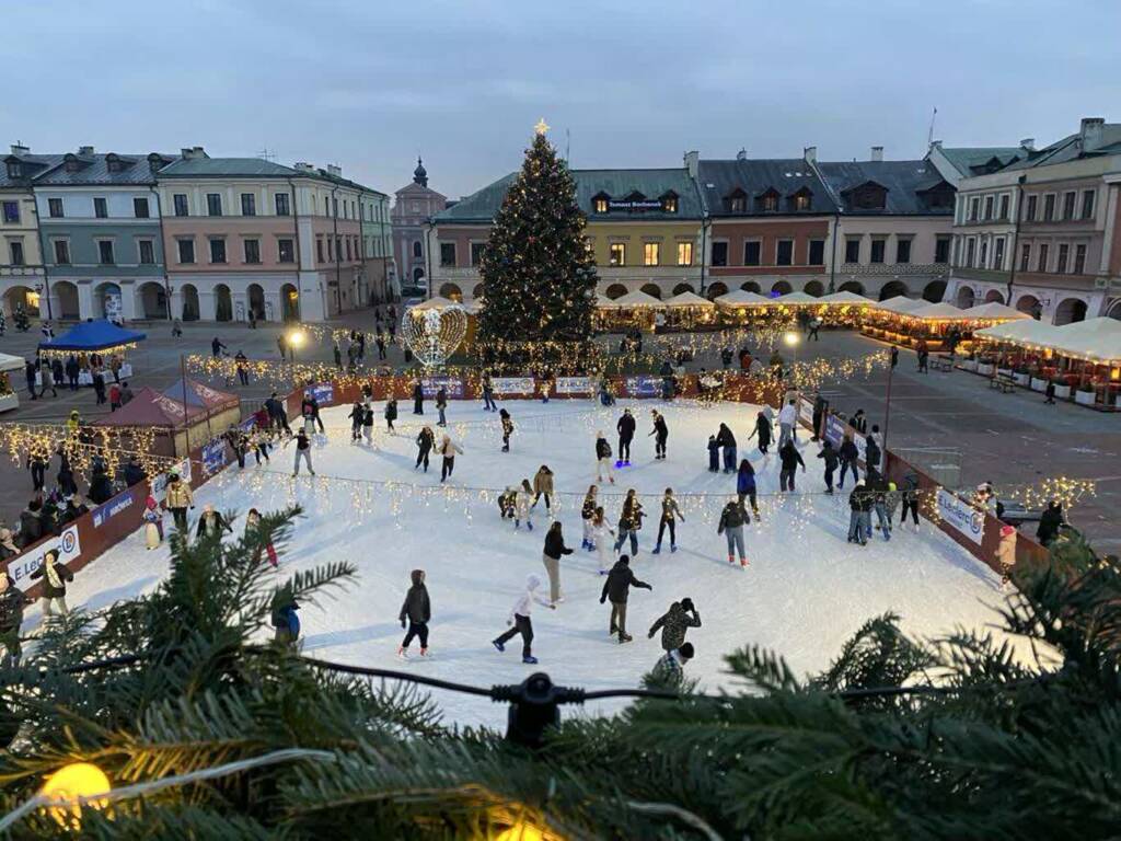 W tym roku nie będzie lodowiska przed zamojskim ratuszem 1 EAttachments90748673bf754a8c83495aab7f2c0b3e9436f8a xl