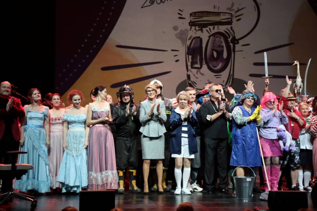 "Wspaniała inicjatywa". Znani wystąpią, by pomóc dzieciom 1 EAttachments90786762b0c7ffb4cf06a9b1211ad8005cc2edb xl