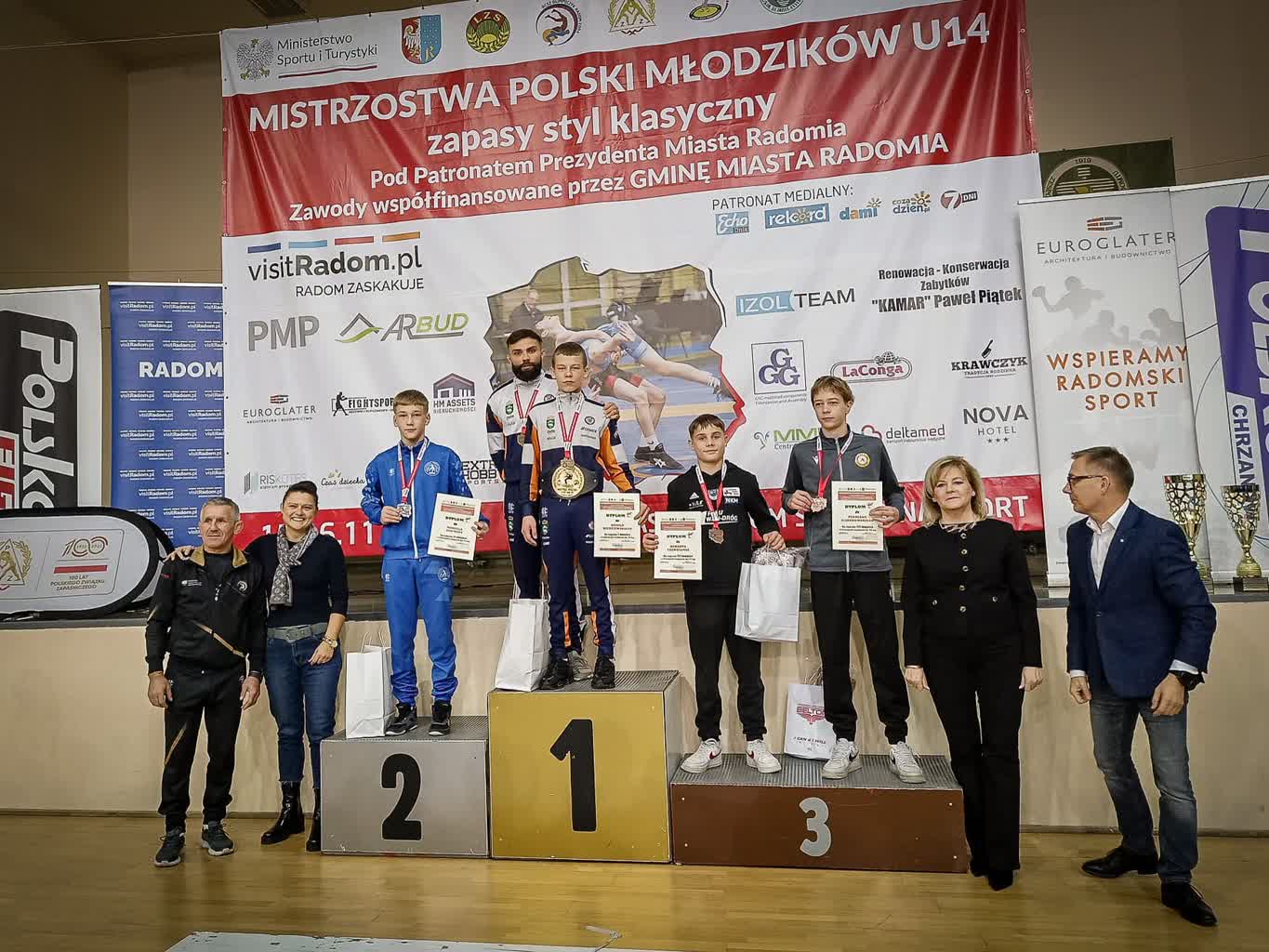 Medale młodych zapaśników na mistrzostwach w Radomiu 3 583677480_1507786013661188_7562535627950371516_n.jpg