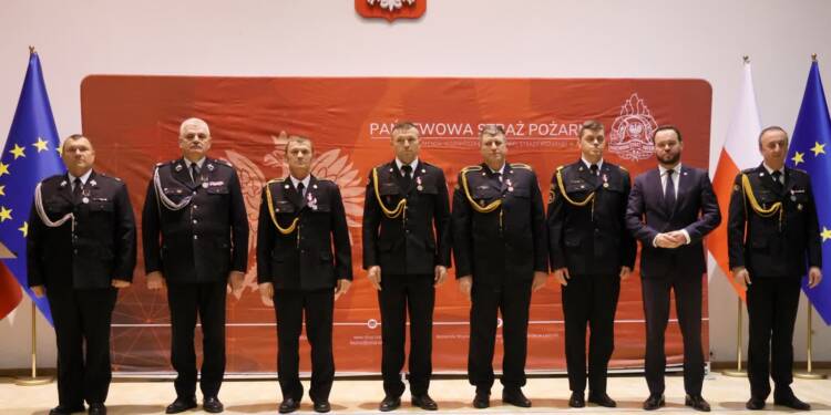 Krajowy System Ratowniczo-Gaśniczy ma 30 lat. Uroczystość w urzędzie wojewódzkim 1 EAttachments9084012a776fa872703b27c6997af660922a8eb xl