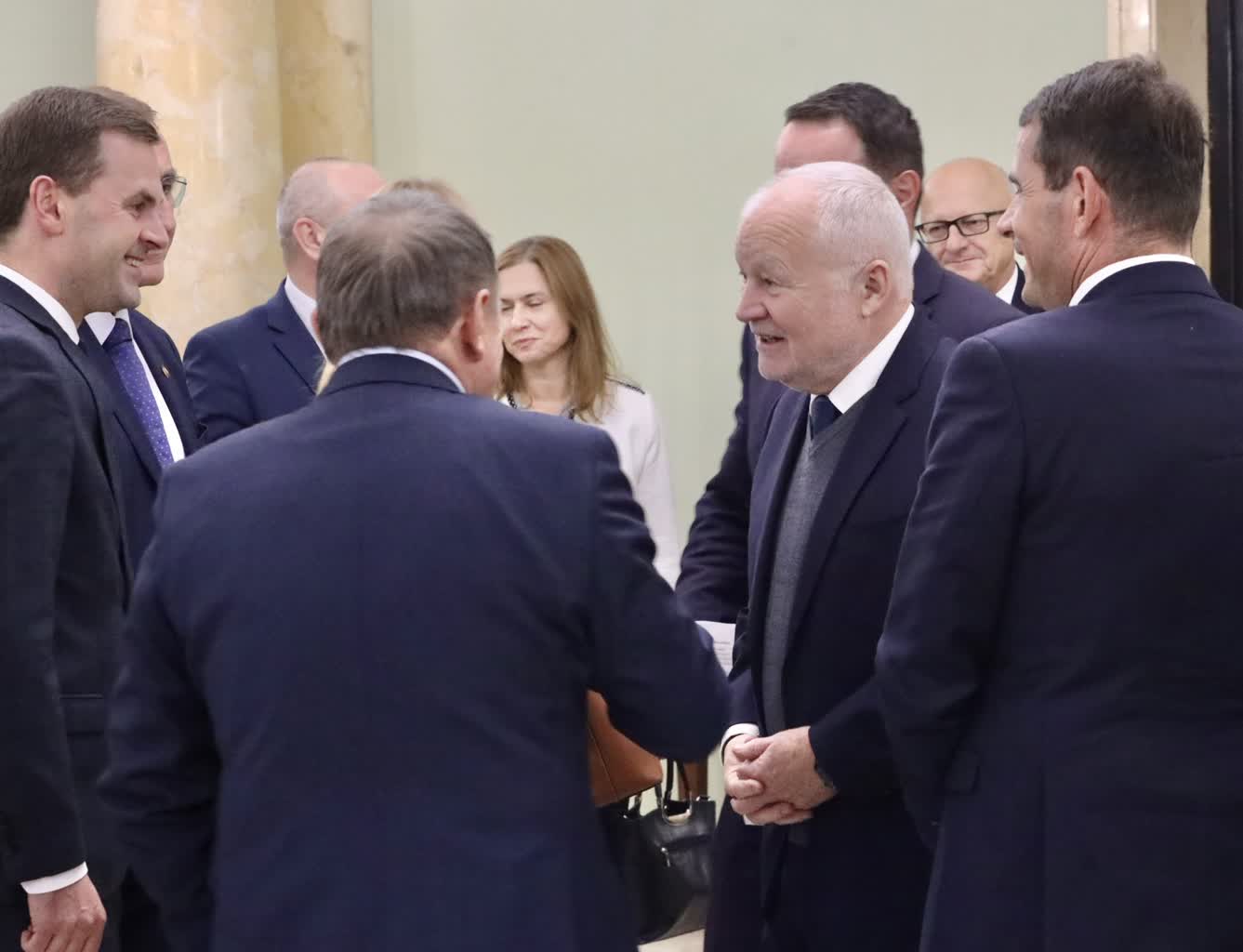 O dobrosąsiedztwie i konsulach. Były premier na odprawie dyplomatycznej w Lublinie [ZDJĘCIA]