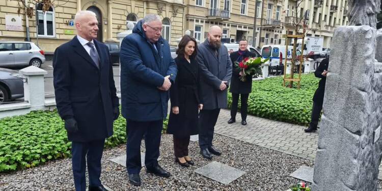 EAttachments908600462d6834b596ec1b7301421c555cebfcc xl