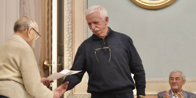 EAttachments9087512249b4f2e386f1c15d495a8cec9f0c944 xl