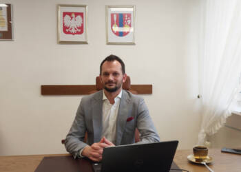 EAttachments90883693d494f024c4bf8034f45d35242f4ca5f xl