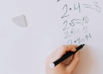 "Matematyka jest piękna". Po co nam dziś tabliczka mnożenia? 7 EAttachments90888410580c2c66141a7bb287cb247b93f83f1 xl