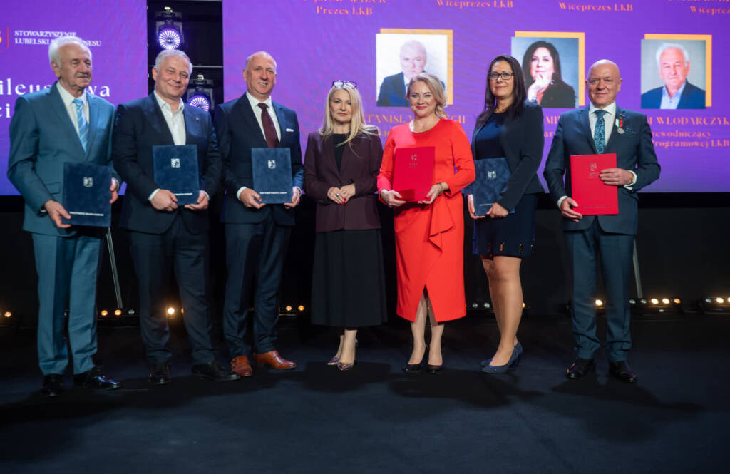 EAttachments909008830803a141e1c80d8a7fb3f8de00a6c6b xl