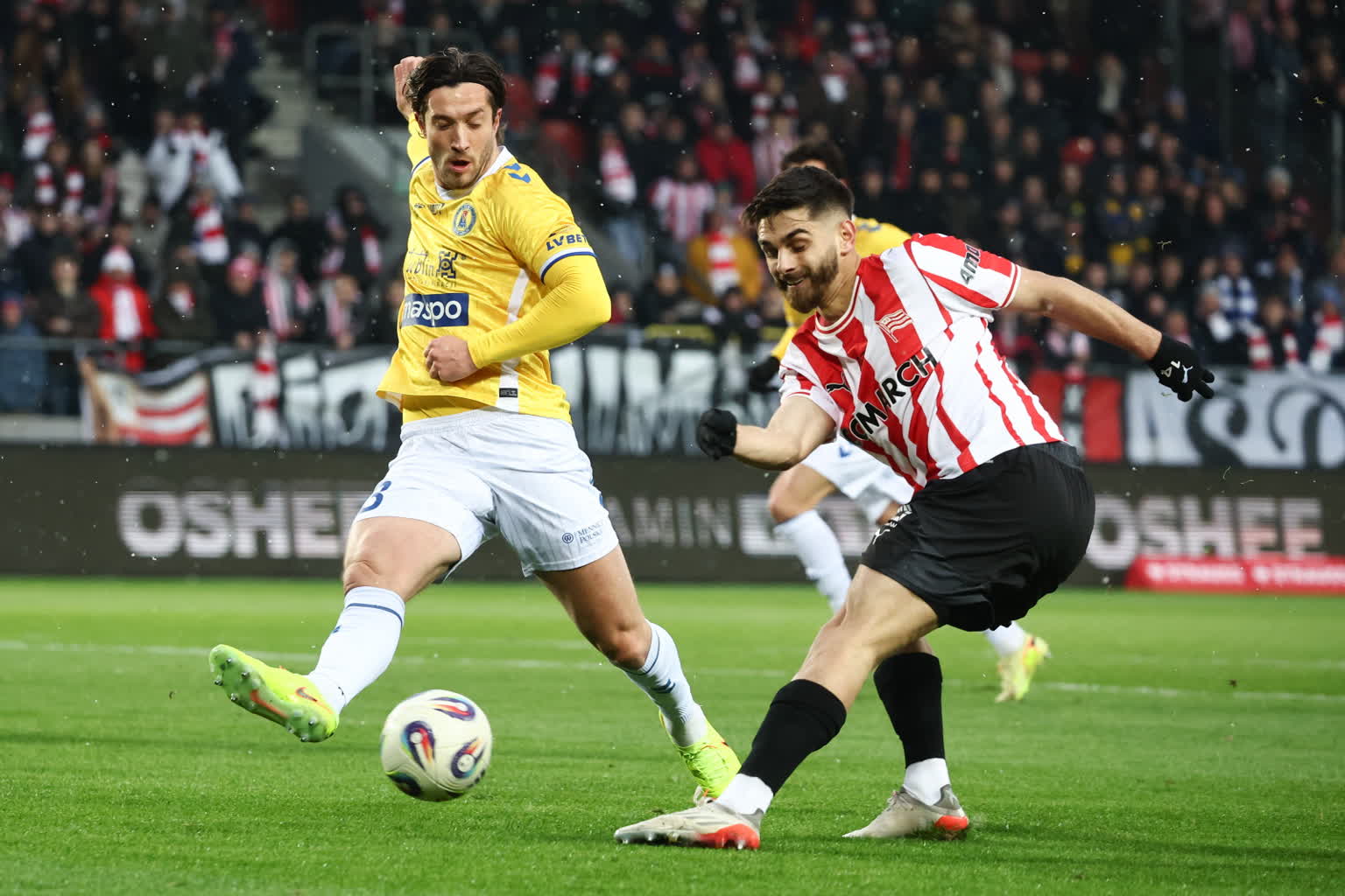 „Pasy” pokonane! Wyjazdowe zwycięstwo Motoru 2 mid-25b22384.jpg