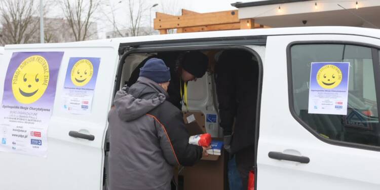 Pomóż Dzieciom Przetrwać Zimę 2025. Rozpoczęły się zbiórki stacjonarne 1 EAttachments909384191b121bf9e1b7e318d61cf88e92accb2 xl