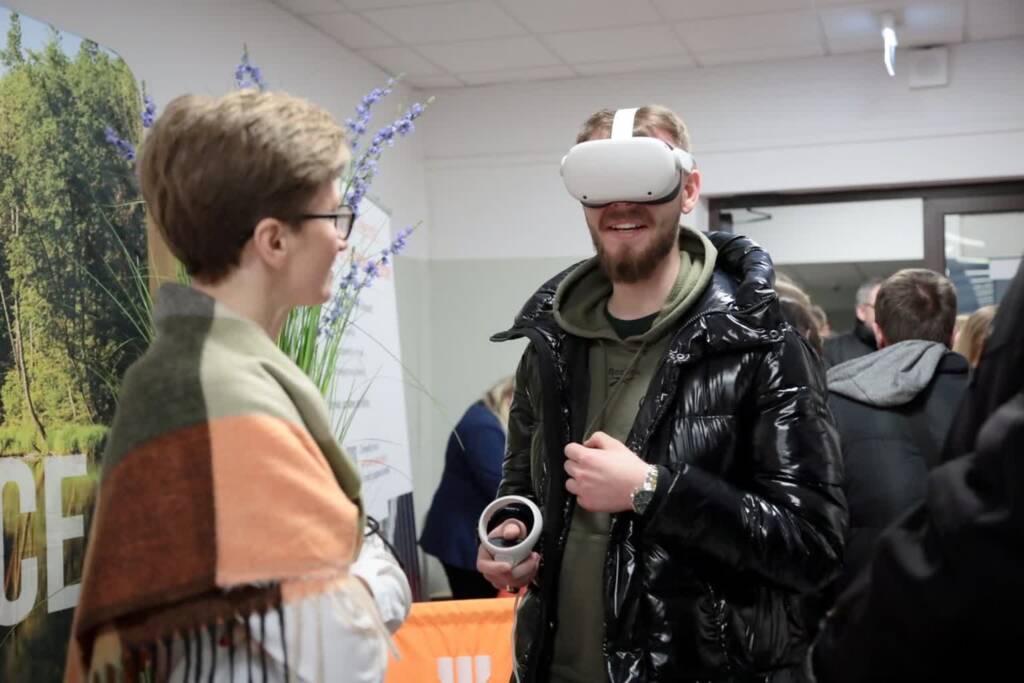 EAttachments9095081bd577f2044ba2110a3ece0493f43e663 xl