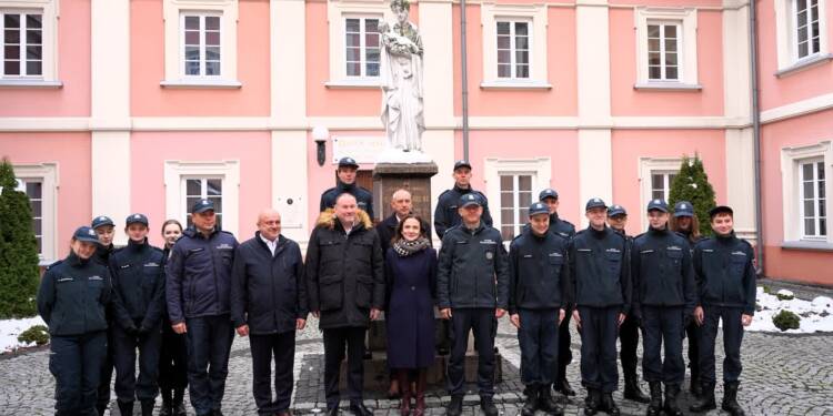 EAttachments90968940b4d5442437e3ac00a1122cca52e53a0 xl