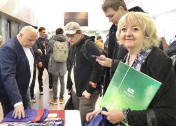 EAttachments9096948eaf53b3e93bf17f7d0d2140070d14d3b xl