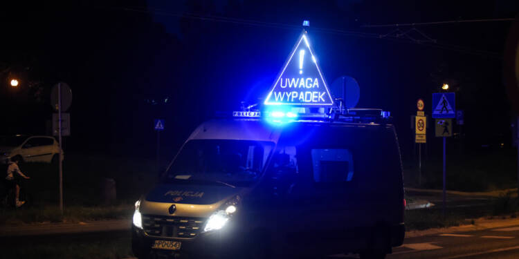 Ostrzeżenie dla kierowców: utrudnienia po kolizji drogowej 1 EAttachments90973499eaf214f5a63e2f00c288d25e0a4856d xl