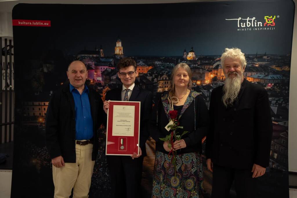 EAttachments910222065e92fc1c273bcc4e613cc300ba353b0 xl