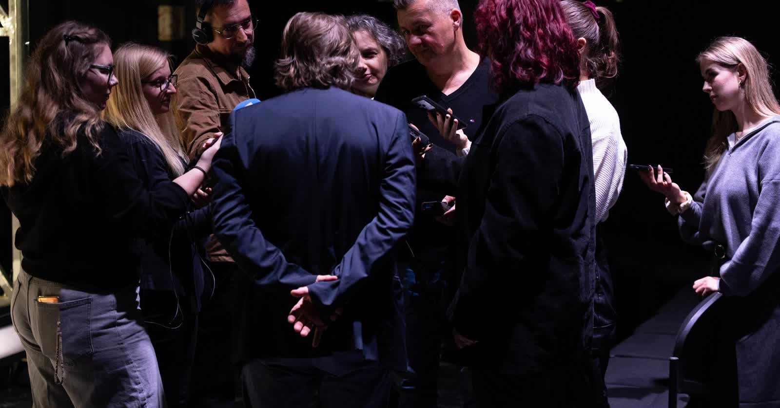 „Noc śpiewa swoje pieśni”. Dramat norweskiego noblisty na lubelskiej scenie