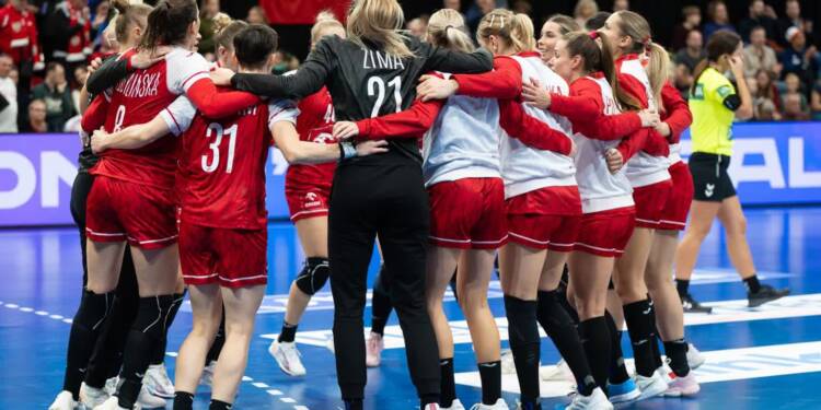 Drugie zwycięstwo polskich szczypiornistek na MŚ. Zagrała lublinianka Aleksandra Rosiak 1 EAttachments91076332d1deb67a60de7a166d330e517ebcddc xl