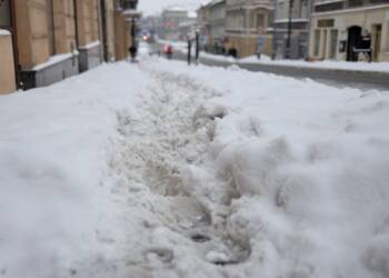 Nieodśnieżony chodnik? Właściciel nieruchomości może słono zapłacić 2 EAttachments7572947c734073b0b29e6b5bc22592f881766f5