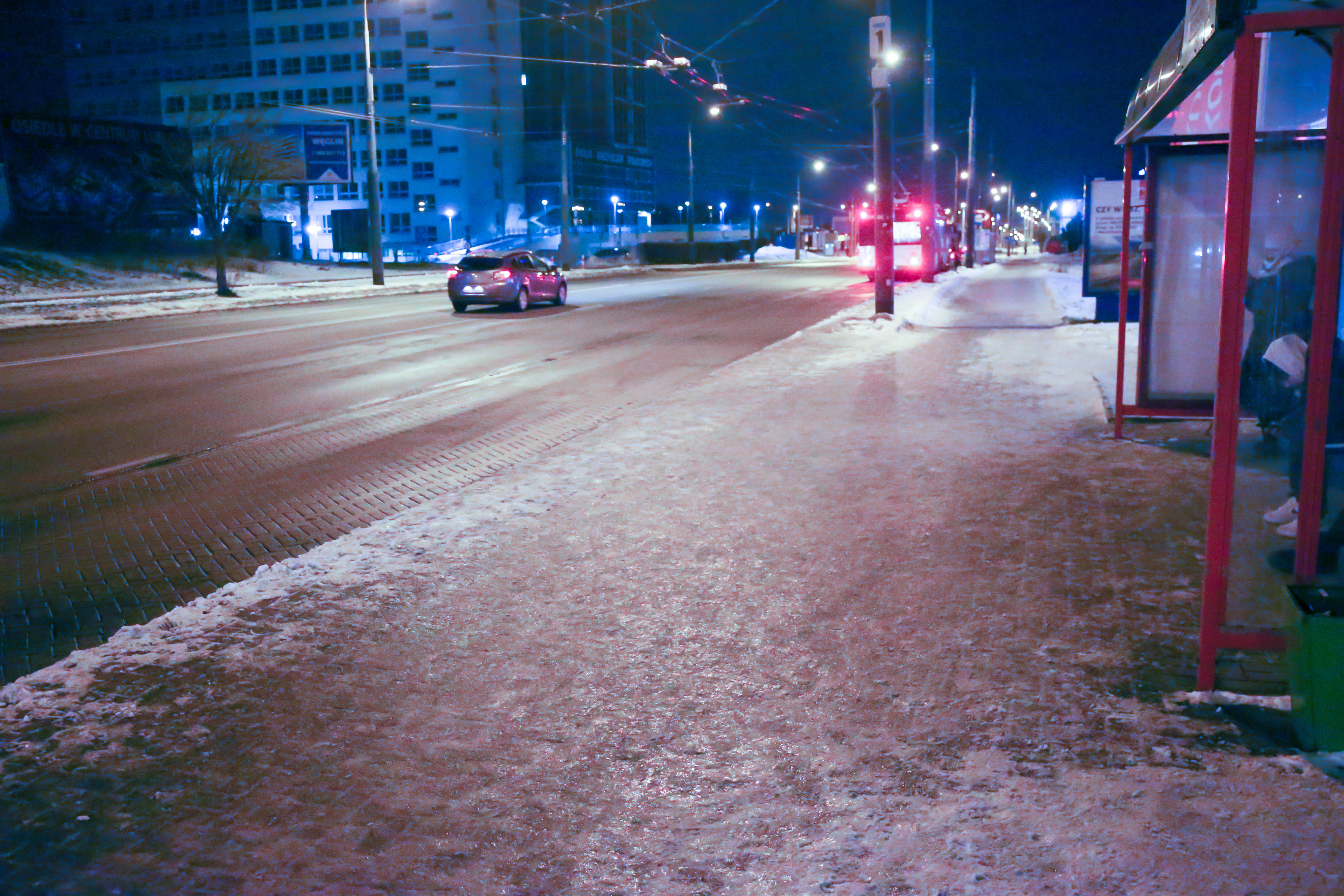 Trudne warunki do jazdy na drogach regionu