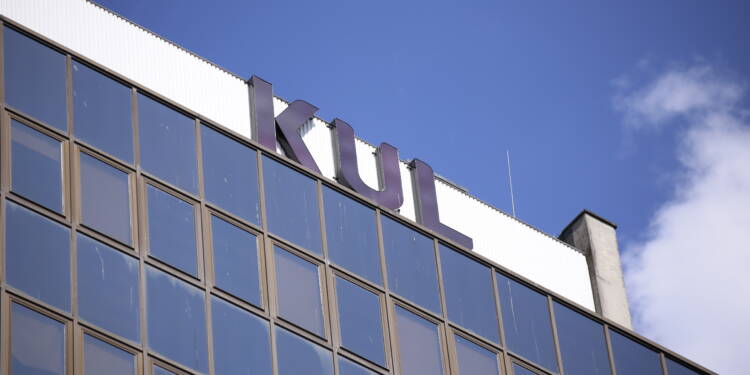 Był na prawie, planował zamach. Student KUL-u zatrzymany prze ABW 1 EAttachments8055147339d3f9cbd4258c9b9b554ea6b0aa042