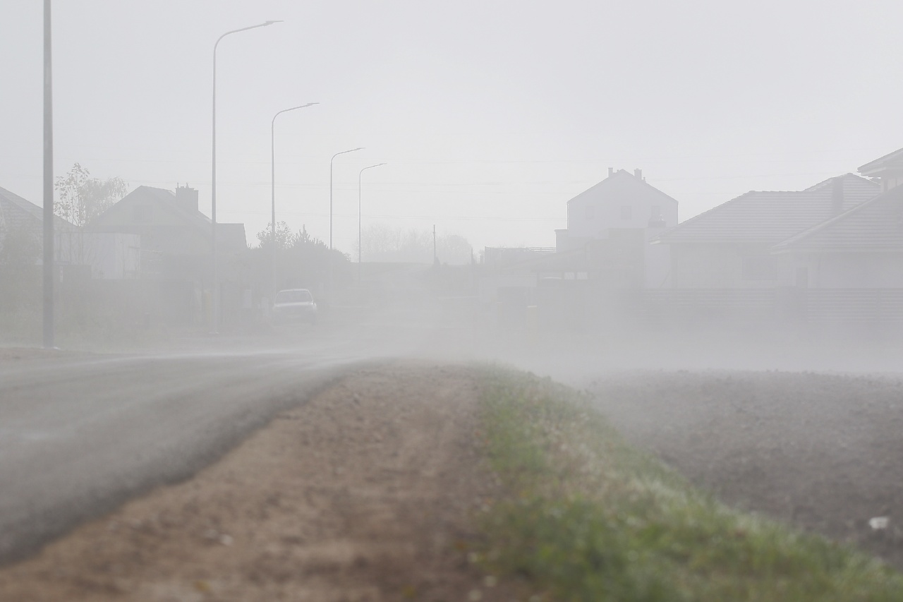 Noc i poranek we mgle. Alert IMGW dla regionu