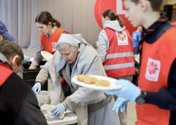 Wigilia dla potrzebujących. Przygotował ją Caritas 9 EAttachments8429022d6f0f2266eee4f472c8850d8092896e0