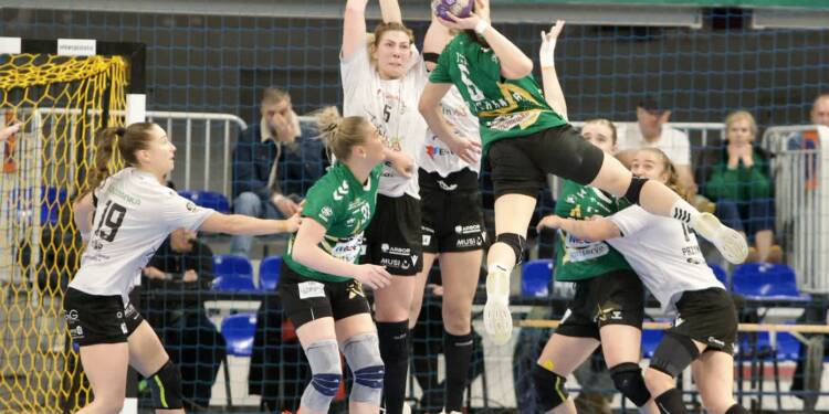 Wygrana MKS-u Lublin w zaległym meczu Superligi 1 EAttachments9035836de4d3b8eb5c475d81b00d43253633baf xl