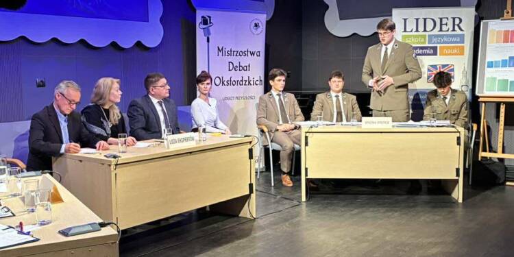 Czy młodzież powinna zostać w kraju po zakończeniu nauki? Debata oksfordzka w Biłgoraju 1 EAttachments9177133d7e64f12c506f11ebfa307567db402bb xl