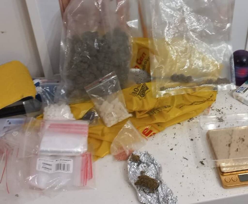 Miał w mieszkaniu kilogram marihuany. 27-latek w areszcie 2 EAttachments91783448cdd72bffc4c7e7b4f081ad52e6f9faf xl