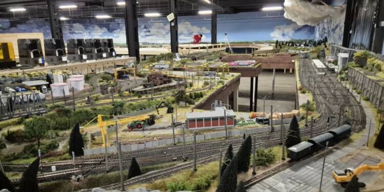 W Lublinie powstaje gigantyczna makieta Polski 1 EAttachments9178899fcef3f3a70faceb147eebb0bb57570a9 xl