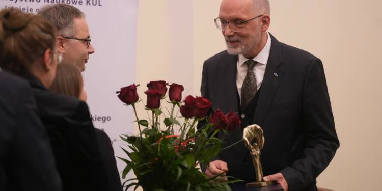 EAttachments91845051f9e1458678966ad47eb1862fec02307 xl