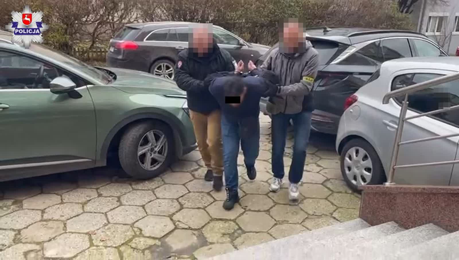 Policja odzyskała 400 tys. zł. Troje oszustów „na wnuczka” zatrzymanych w Lublinie 3 68-280785.jpg