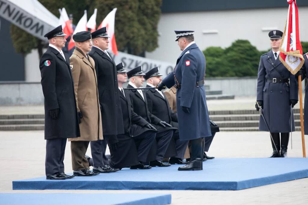 EAttachments91858714d5d85d3c1ccc05f656304a3c596ec44 xl