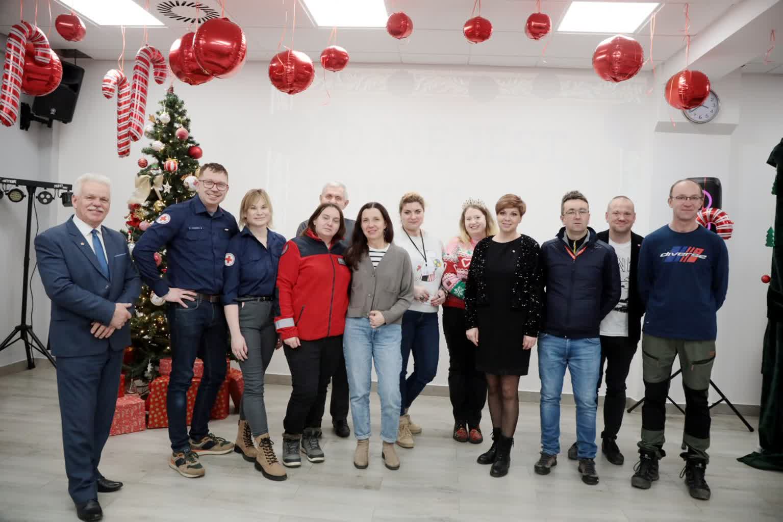 Mikołajki w wolontariackiej bajce. PCK świętowało [ZDJĘCIA]